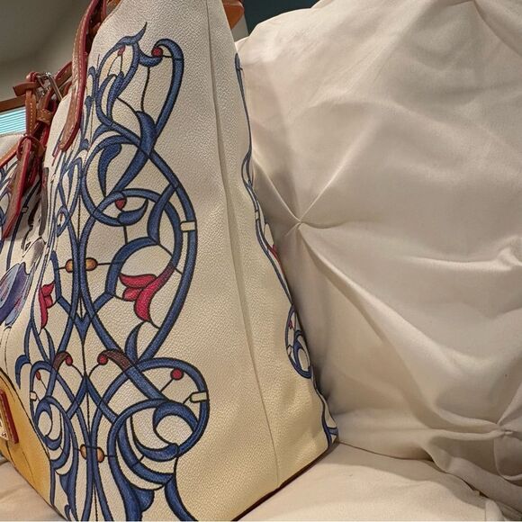 DOONEY & BOURKE DISNEY Princess SNOW WHITE Tote Dream Big Collection NWOT - Picture 7 of 17